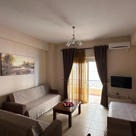 Apartament Galaxy Sarandë Exteriör bild